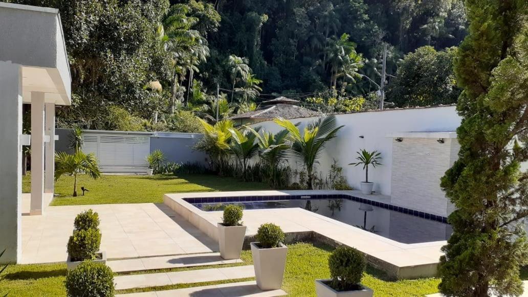 Linda Casa Em Парати Экстерьер фото